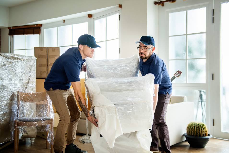 The Difference Between White Glove Moving Services and Standard Moving Services