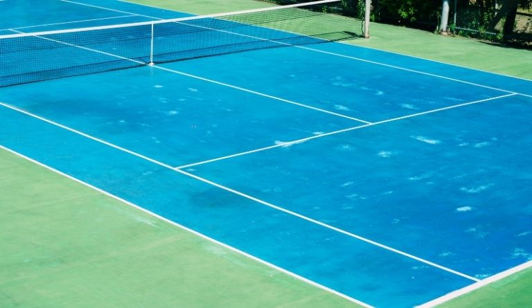 outdoor-tennis-court